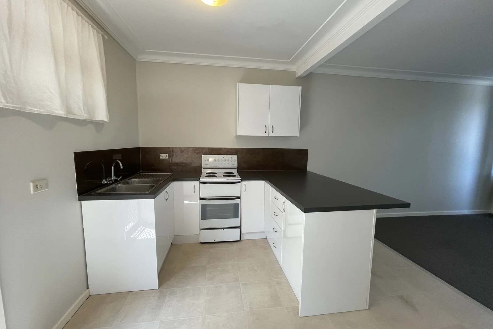 Additional image 5 of 2/34 Kitchener Parade, Newcastle NSW 2300