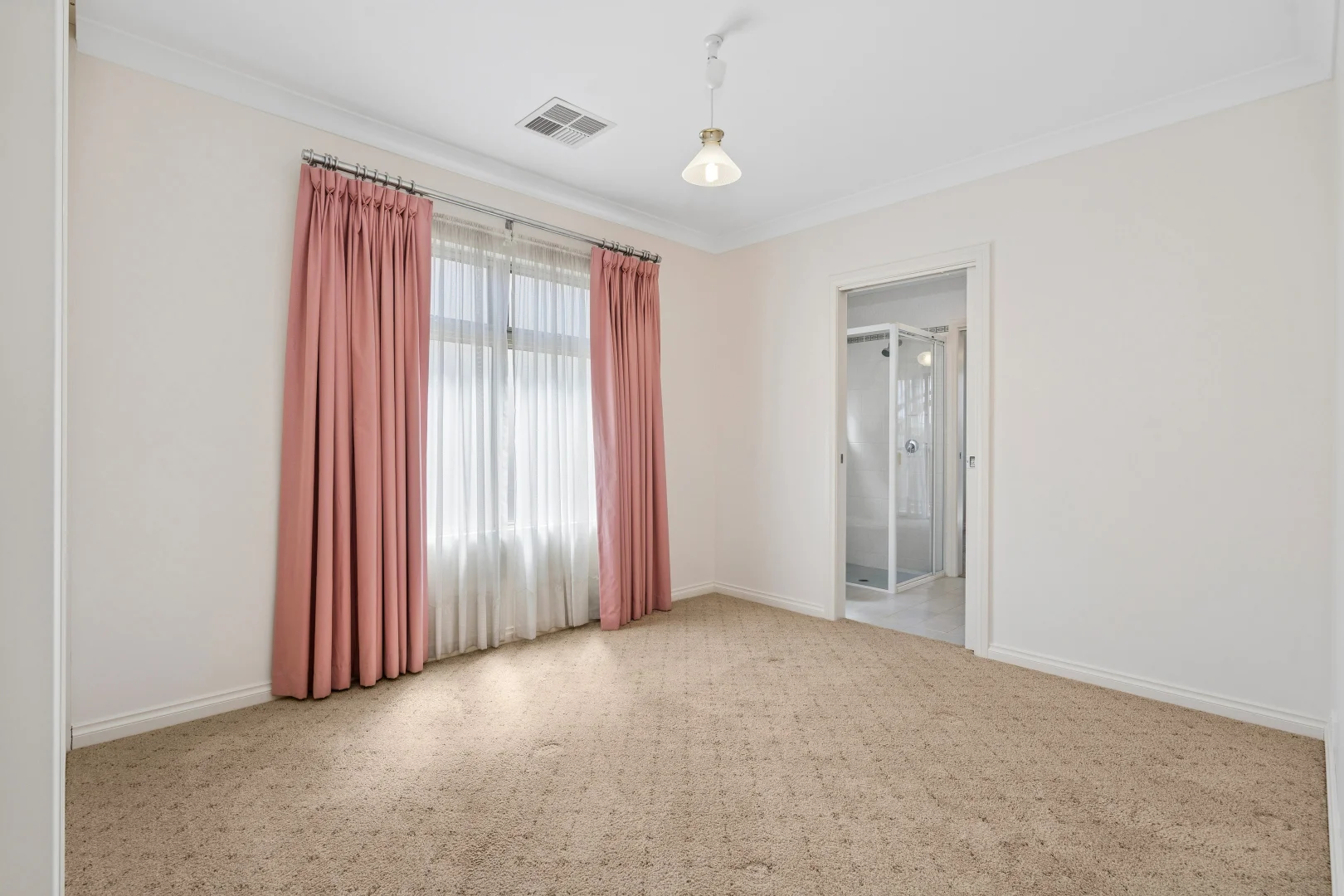 Additional image 14 of 5 Bluelake Court, Tennyson SA 5022