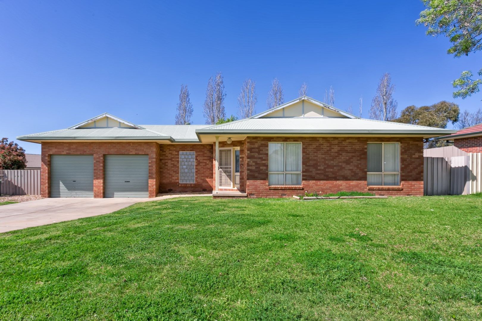 40 Lamilla Street, Glenfield Park NSW 2650, Image 0