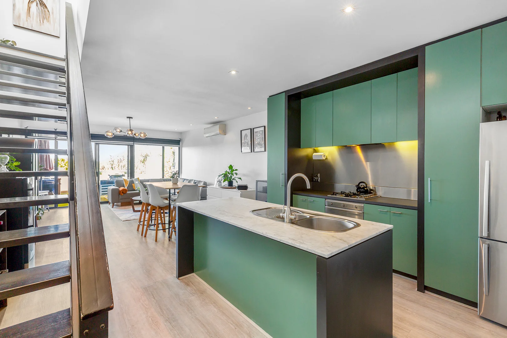 18/185 Barkly Street, St Kilda VIC 3182