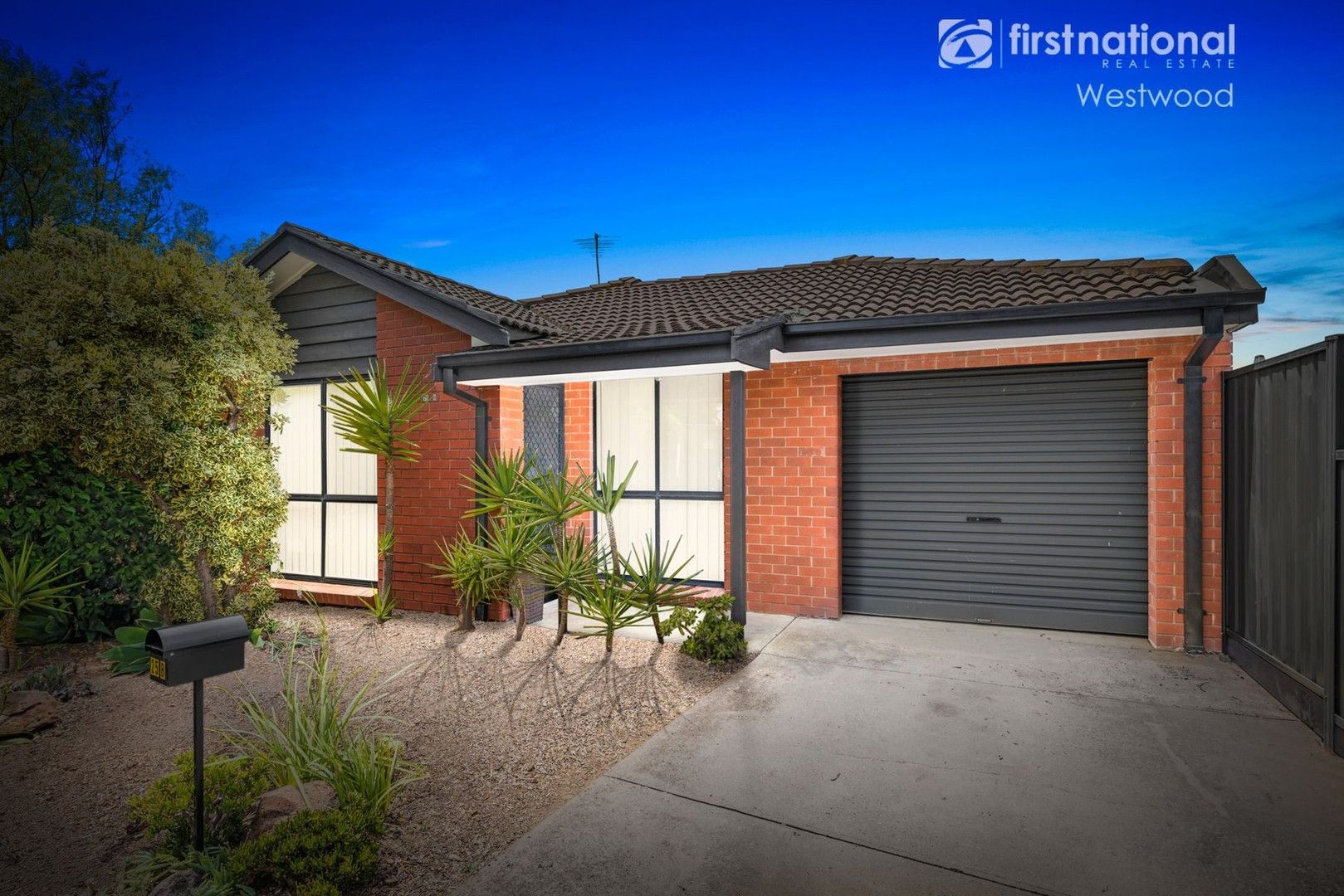 2 bedrooms Apartment / Unit / Flat in 25B Thames Boulevard WERRIBEE VIC, 3030