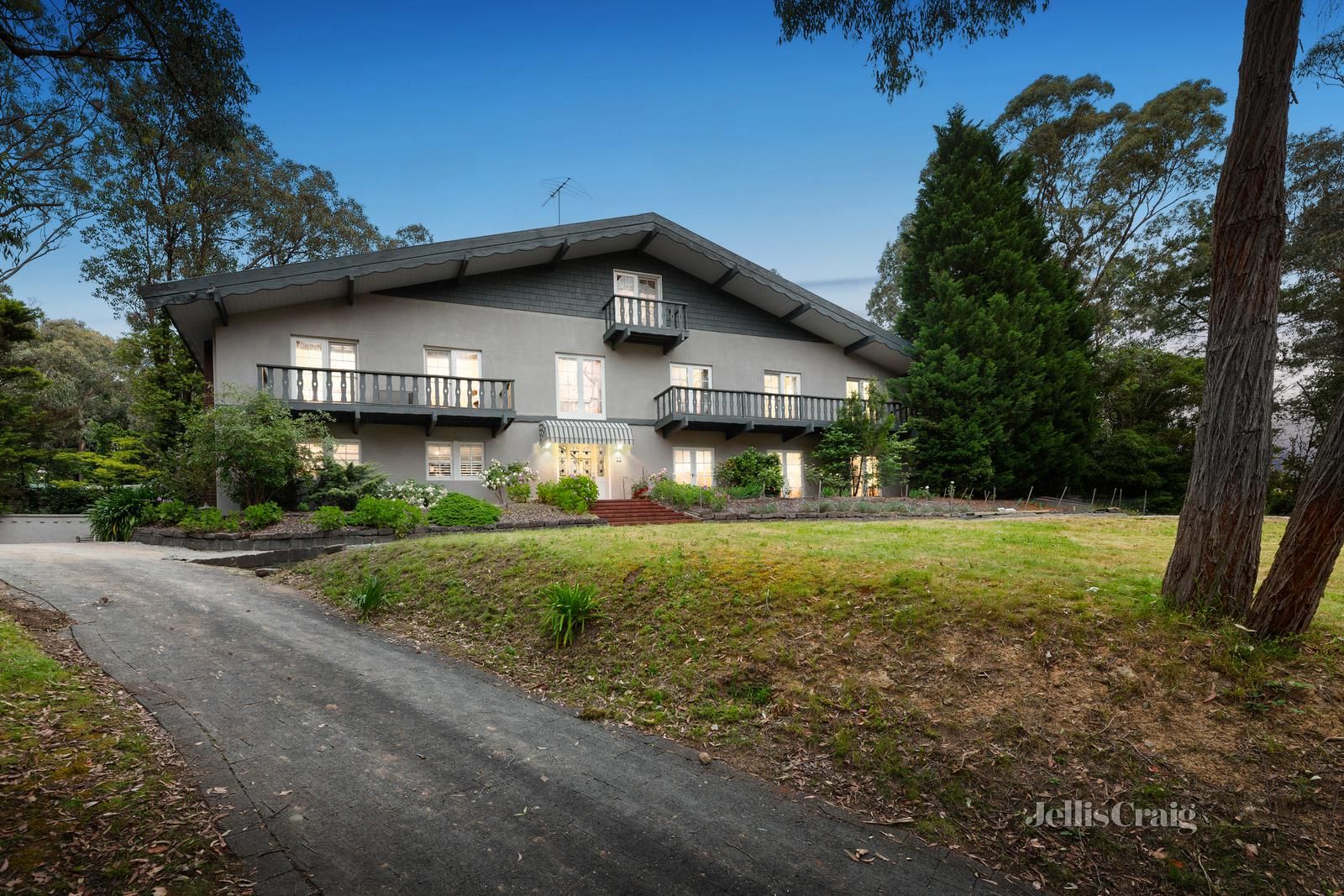 4 Paddys Lane, Park Orchards VIC 3114, Image 1