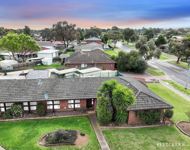 2/17-21 Westmelton Drive, Melton West VIC 3337