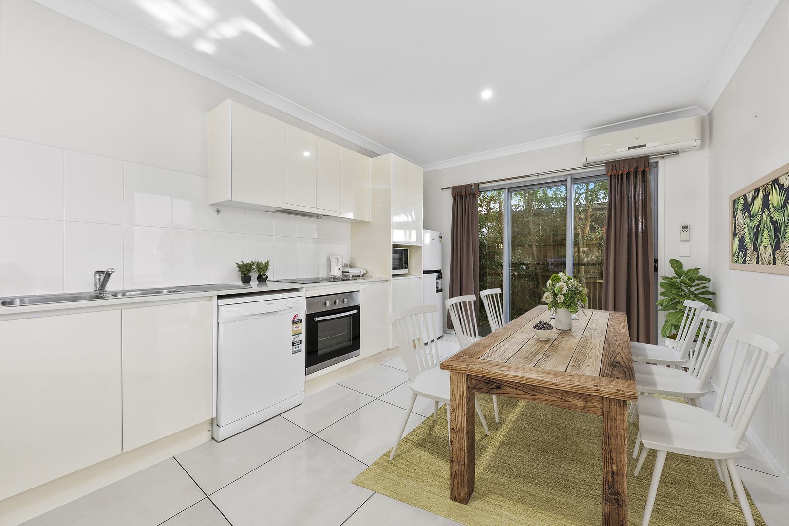 14 Indigo Road, Caloundra West QLD 4551, Image 2