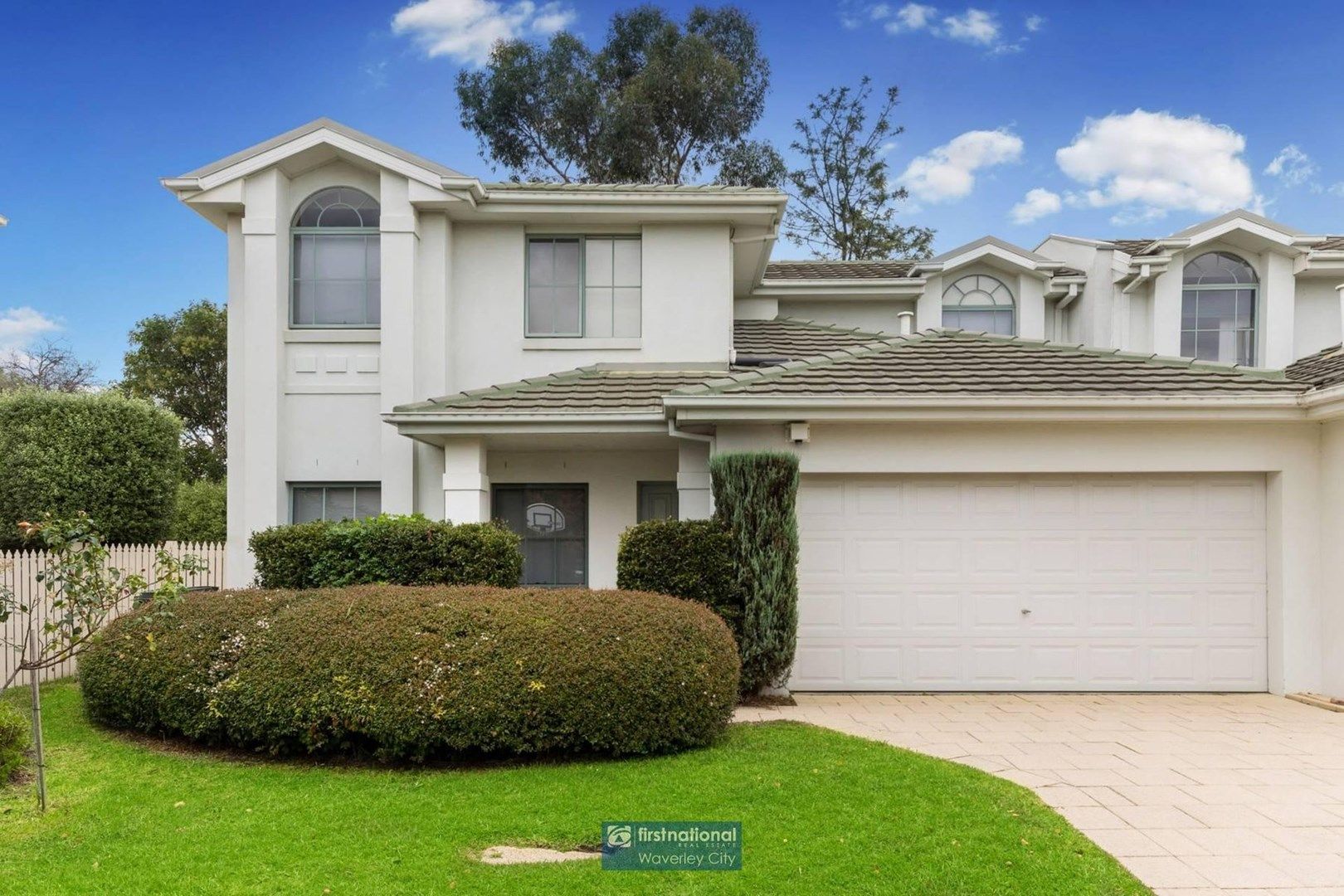 35 Silverwood Way, Glen Waverley VIC 3150, Image 0