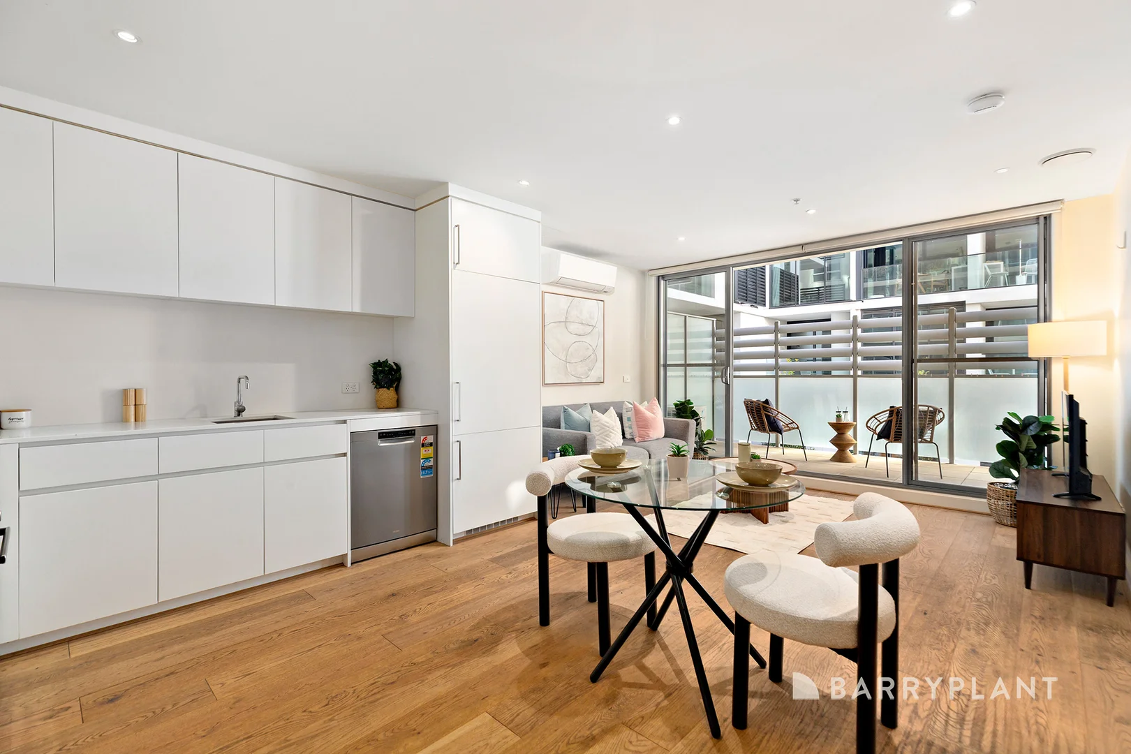 Additional image 2 of 205/13 Wellington Street, St Kilda VIC 3182