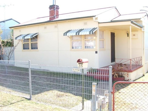 20 Alamein Walk, West Bathurst NSW 2795