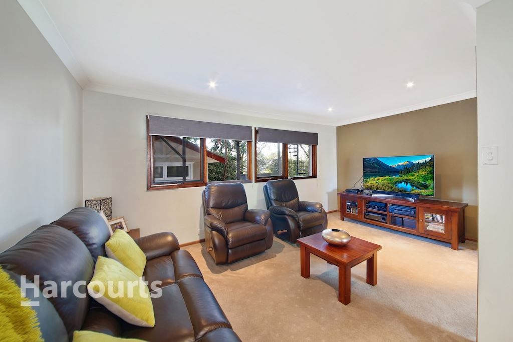 30 Athel Tree Crescent, Bradbury NSW 2560, Image 1