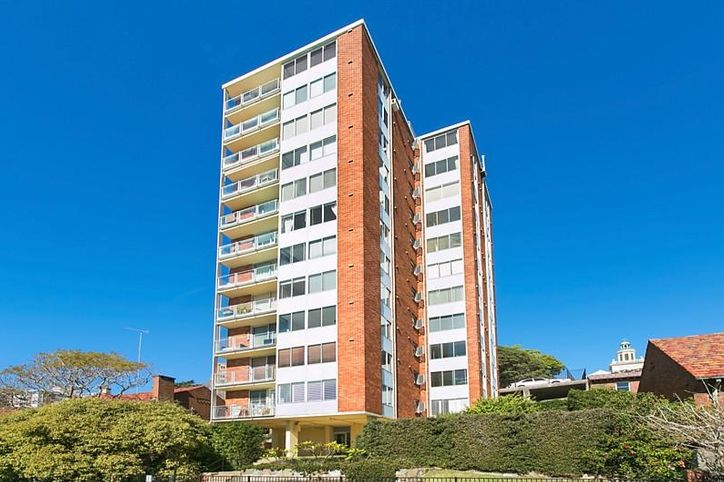 2 bedrooms Apartment / Unit / Flat in 111/21 Elamang Ave KIRRIBILLI NSW, 2061
