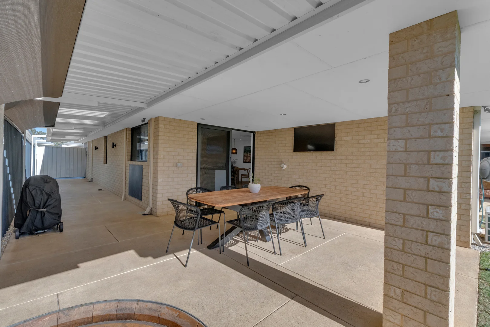 Image 25