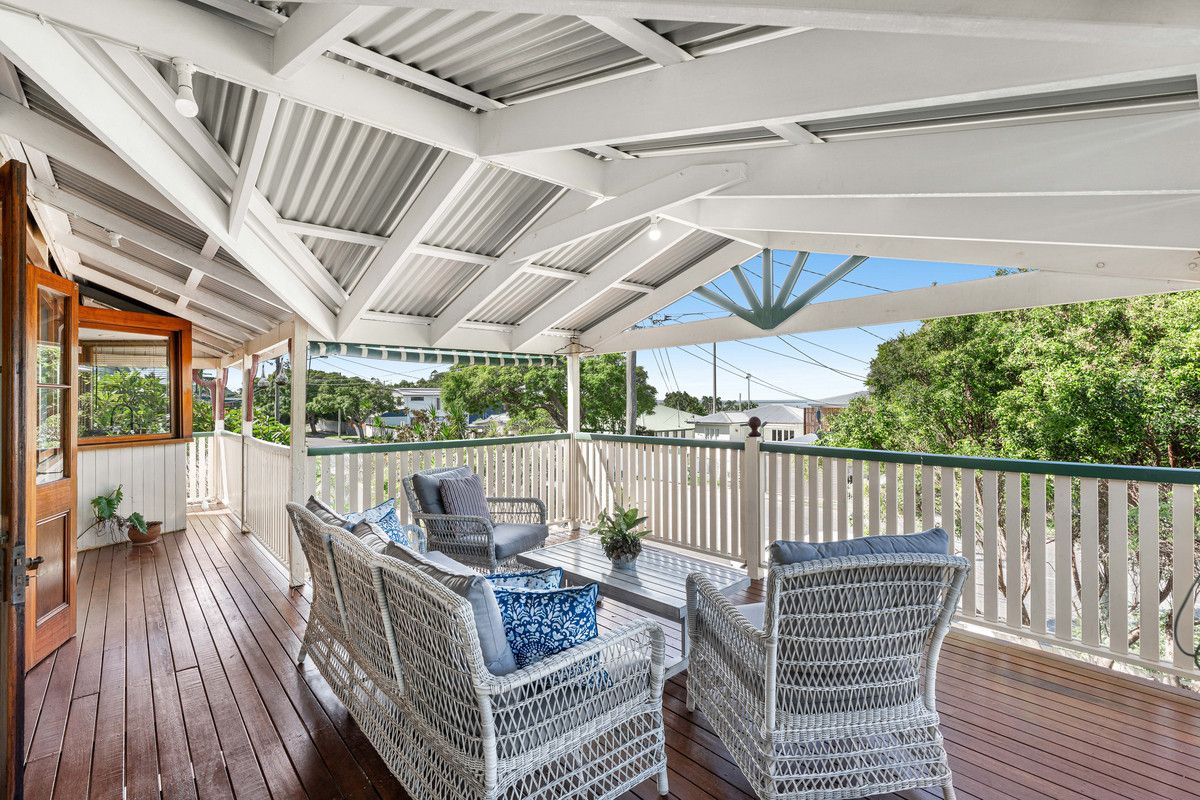 34 Gordon Parade, Manly QLD 4179, Image 2