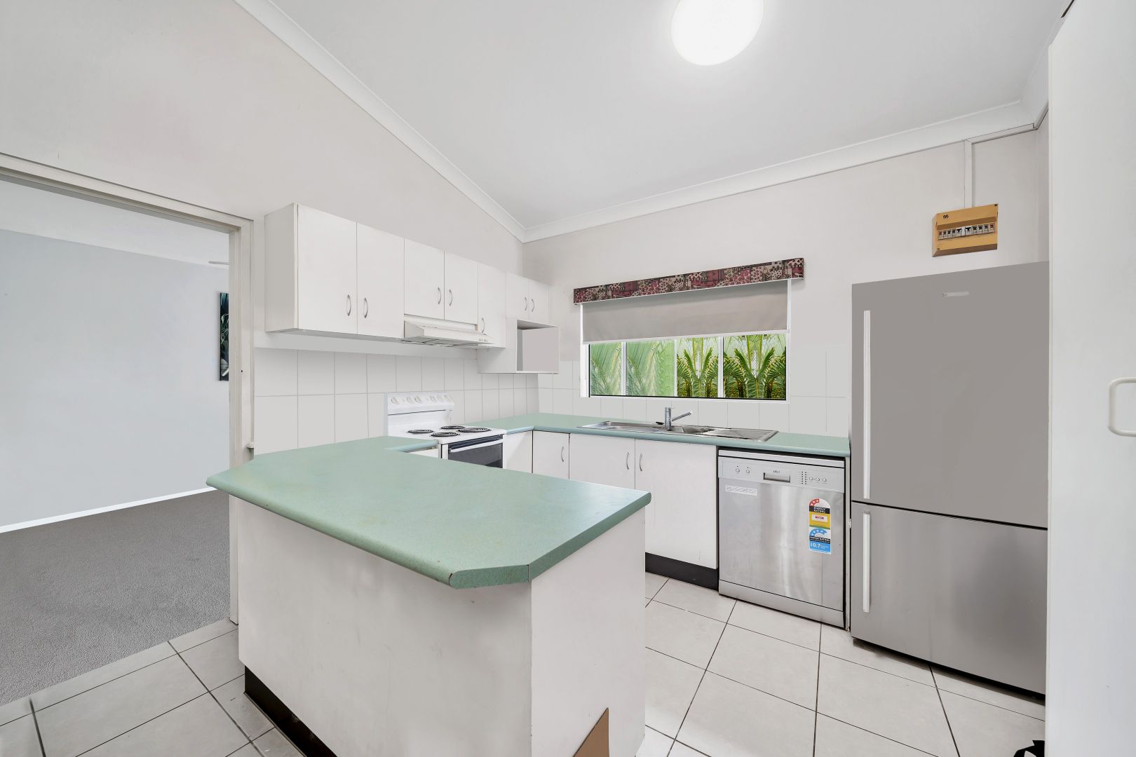 16/20 Pioneer Street, Manoora QLD 4870, Image 1