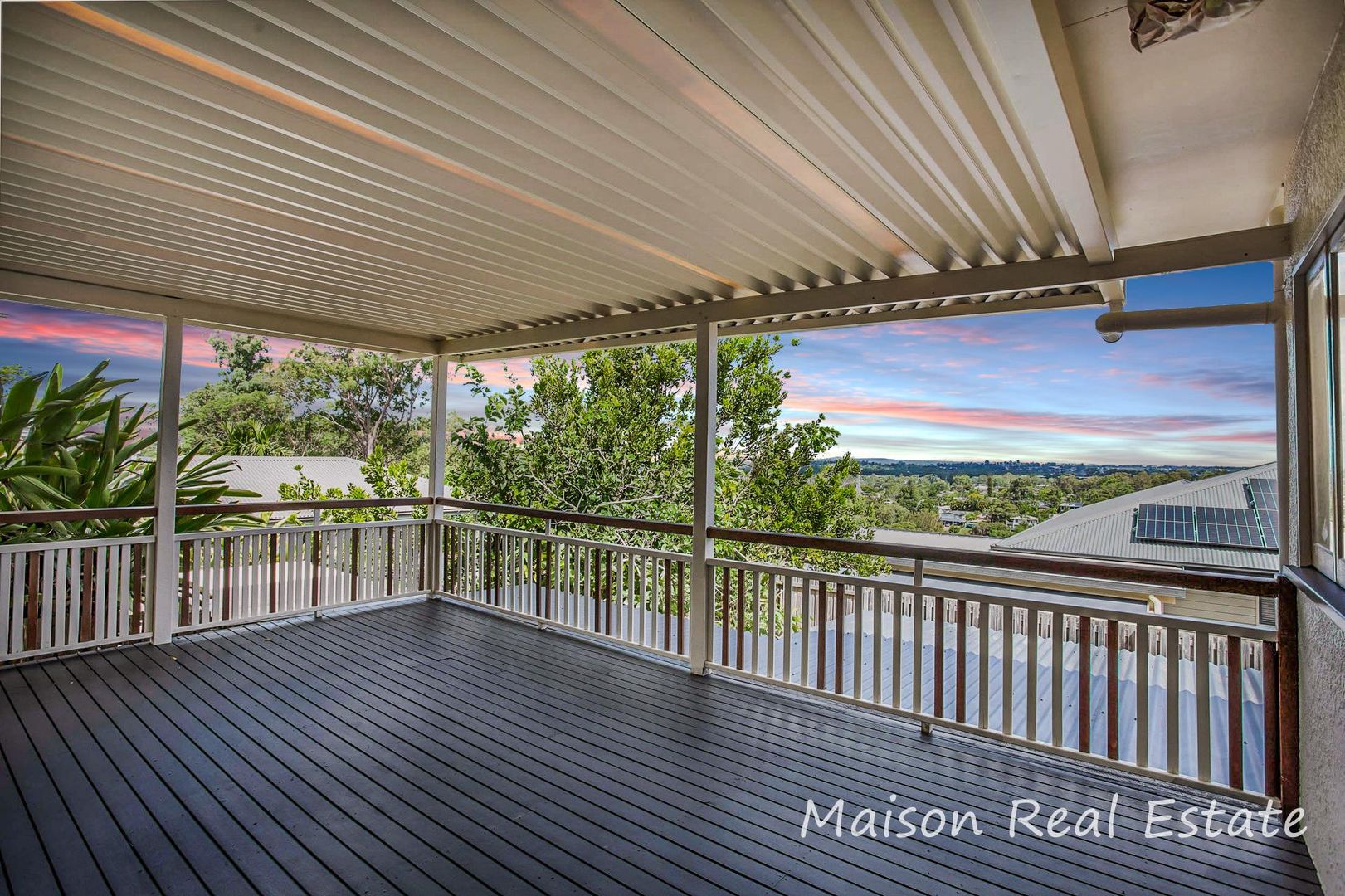 142 Seventeen Mile Rocks Road, Oxley QLD 4075, Image 2