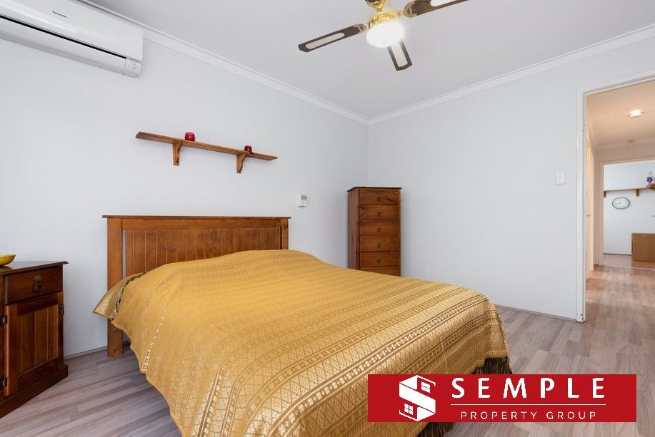 3 bedrooms House in 59 Dotterel Way YANGEBUP WA, 6164