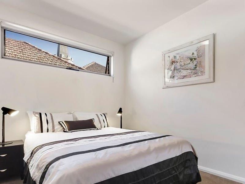 3/2A Rogers Avenue, Brighton East VIC 3187, Image 2