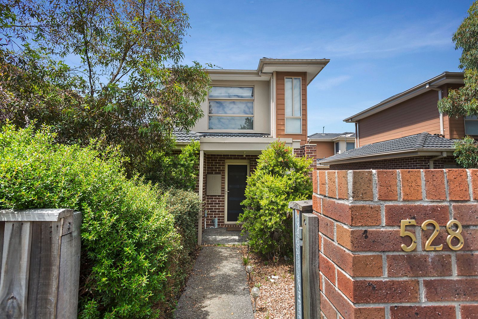 2/528530 Pascoe Vale Road, Pascoe Vale Property History & Address