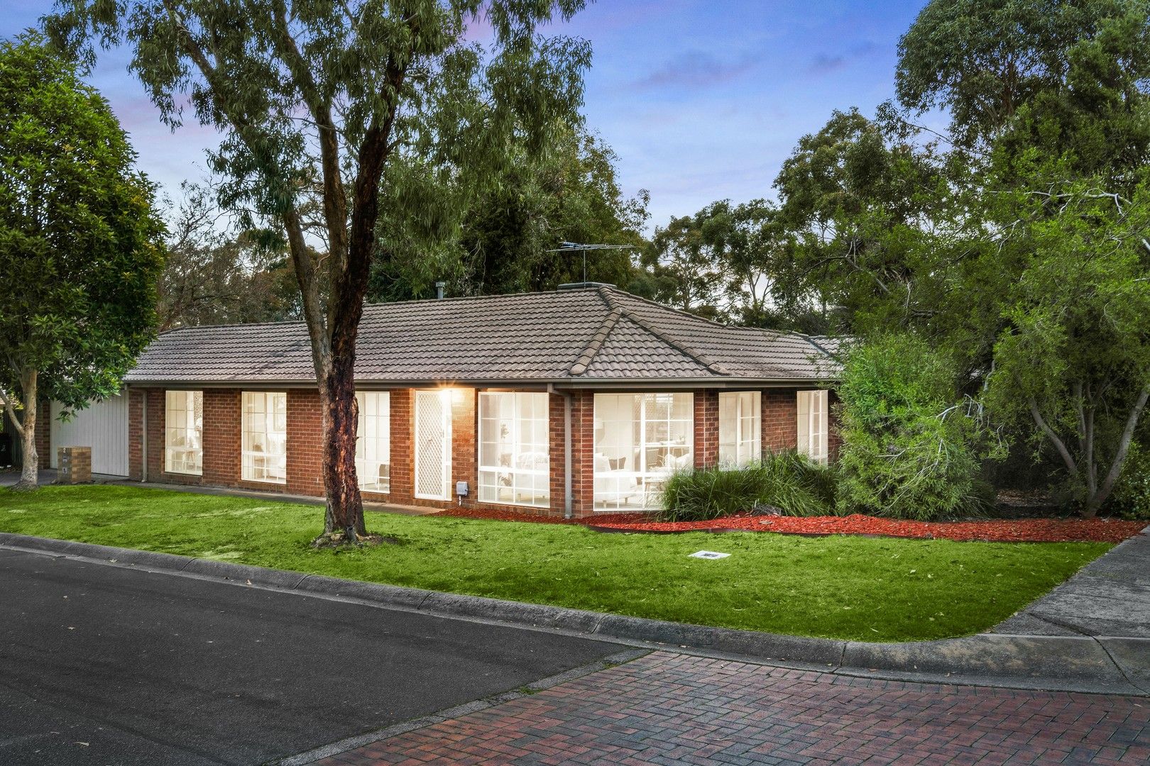 2 Gregory Mews, Forest Hill VIC 3131, Image 0