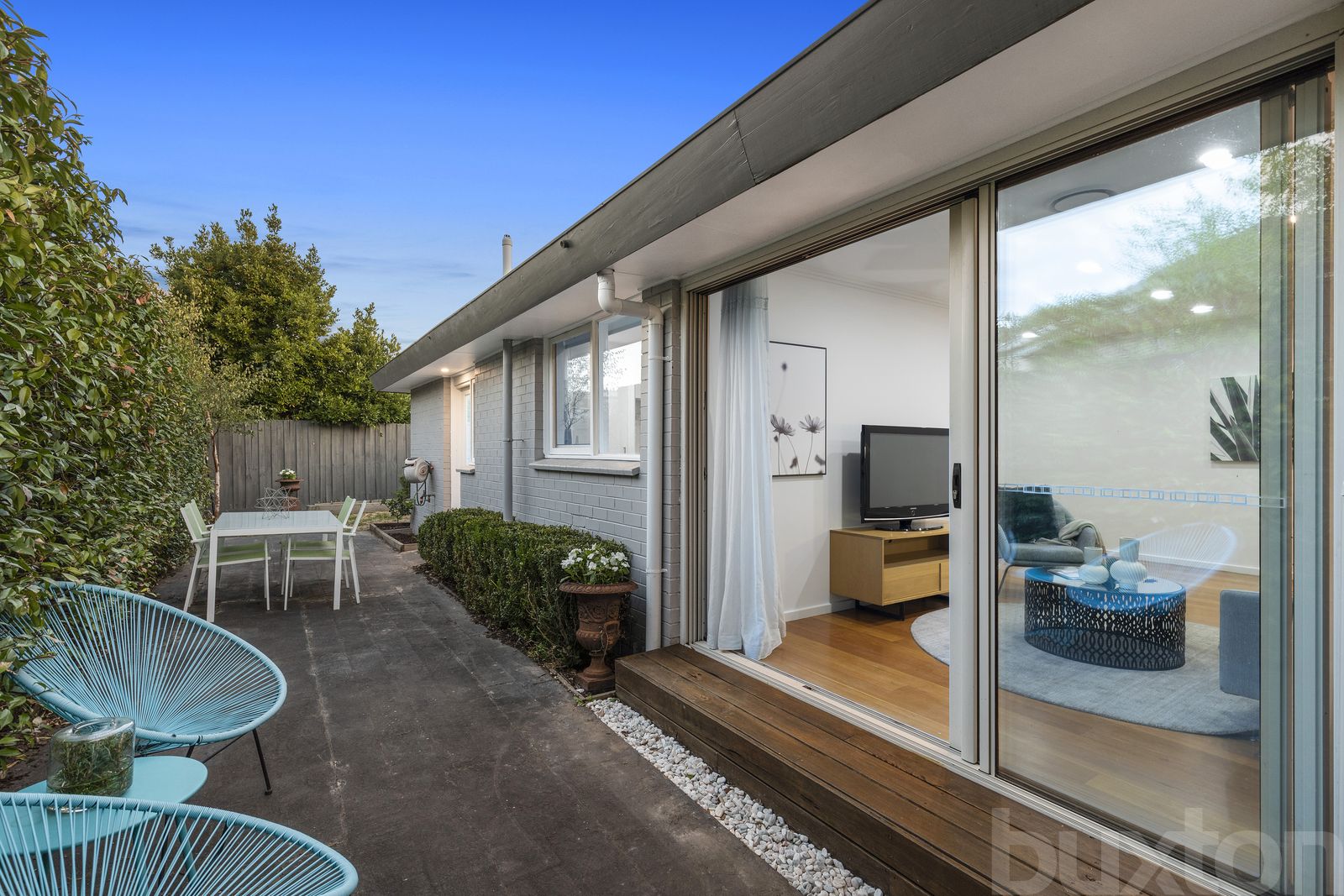 2 bedrooms Townhouse in 1/1 Barbara Street MOORABBIN VIC, 3189