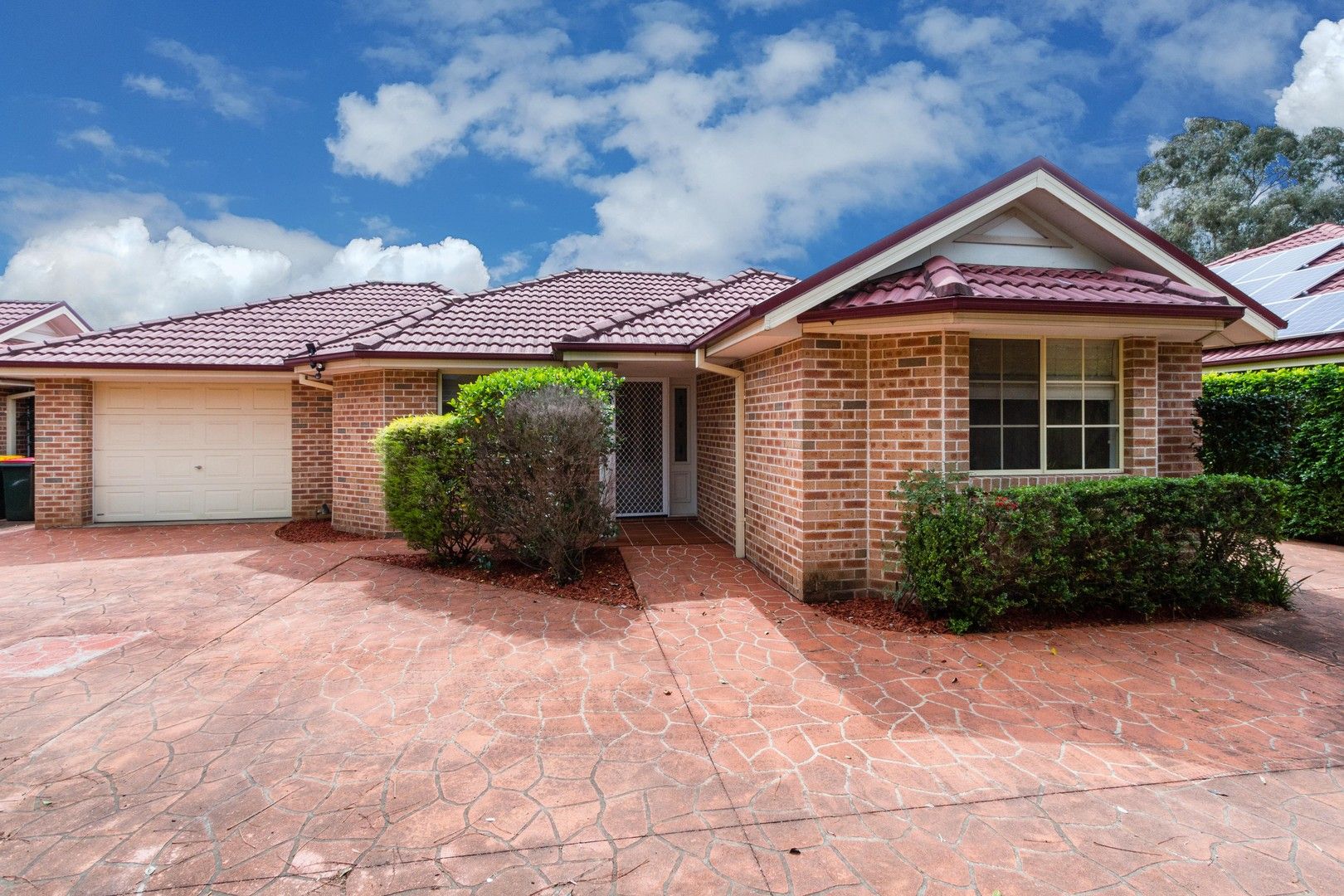 2 bedrooms Villa in 3/46 Tungarra Rd GIRRAWEEN NSW, 2145