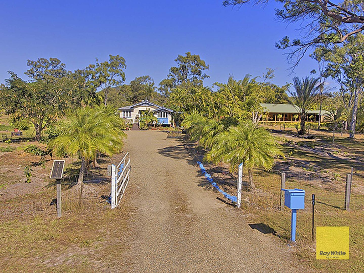 75 Lady Elliot Drive, Agnes Water QLD 4677, Image 2