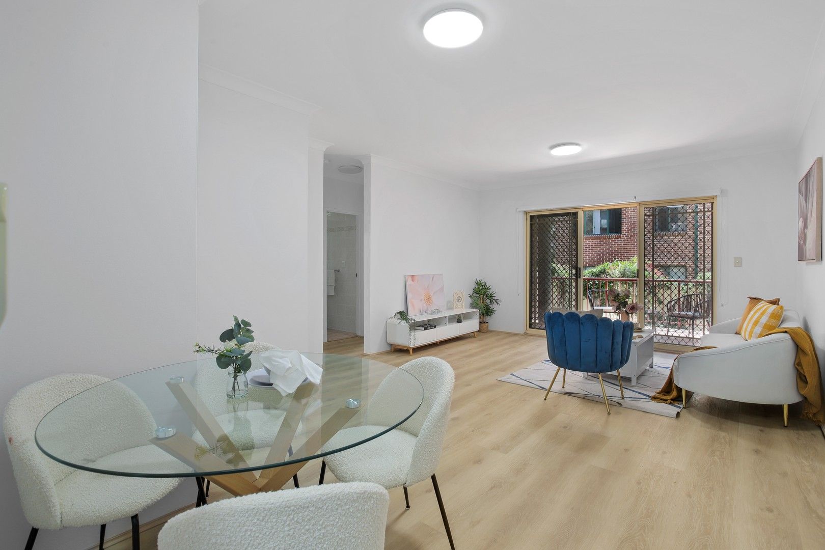 2 bedrooms Apartment / Unit / Flat in 1/5-7 Priddle Street WESTMEAD NSW, 2145