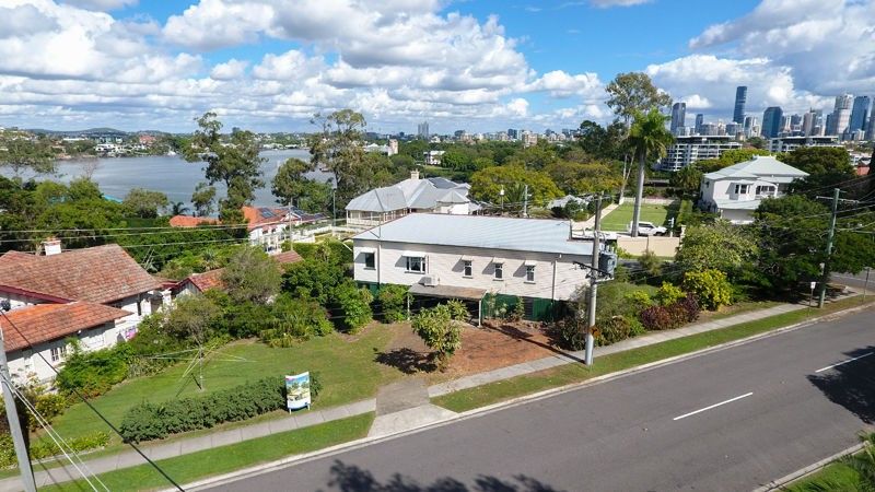 82 Virginia Avenue, Hawthorne QLD 4171, Image 1