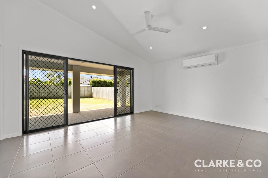 27 Lapwing Circuit, Beerwah QLD 4519, Image 2