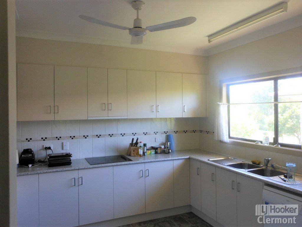 2 Mimosa Street, Clermont QLD 4721, Image 1