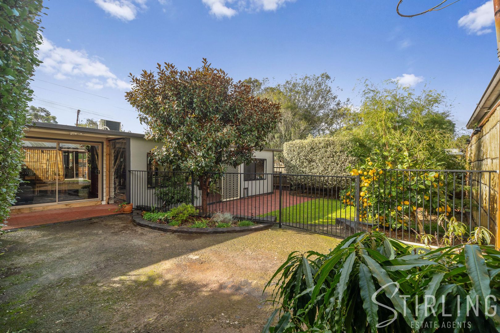 32 Glenalva Parade, Cannons Creek VIC 3977, Image 2