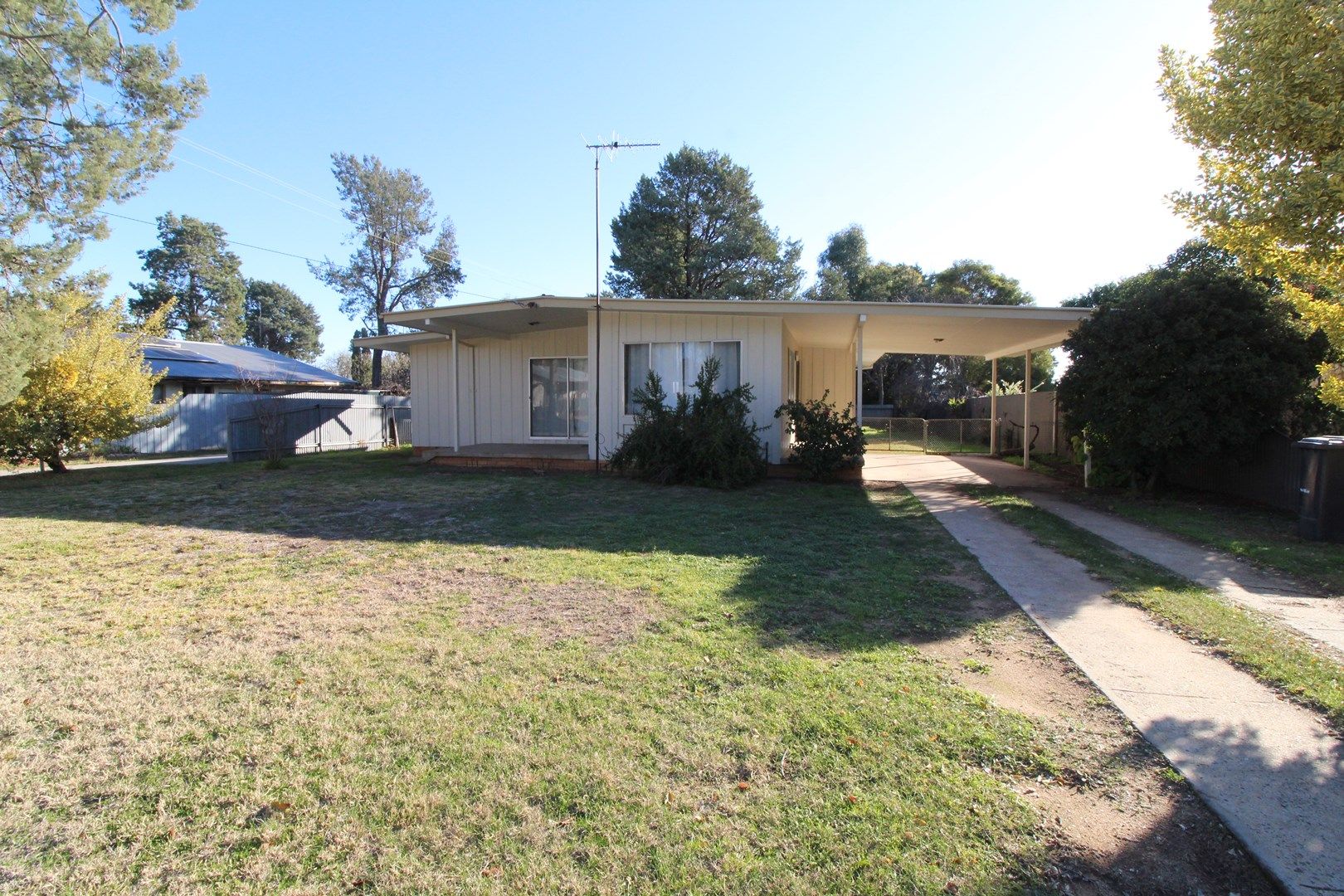 22 Bluebonnet Cres, Coleambally NSW 2707, Image 0