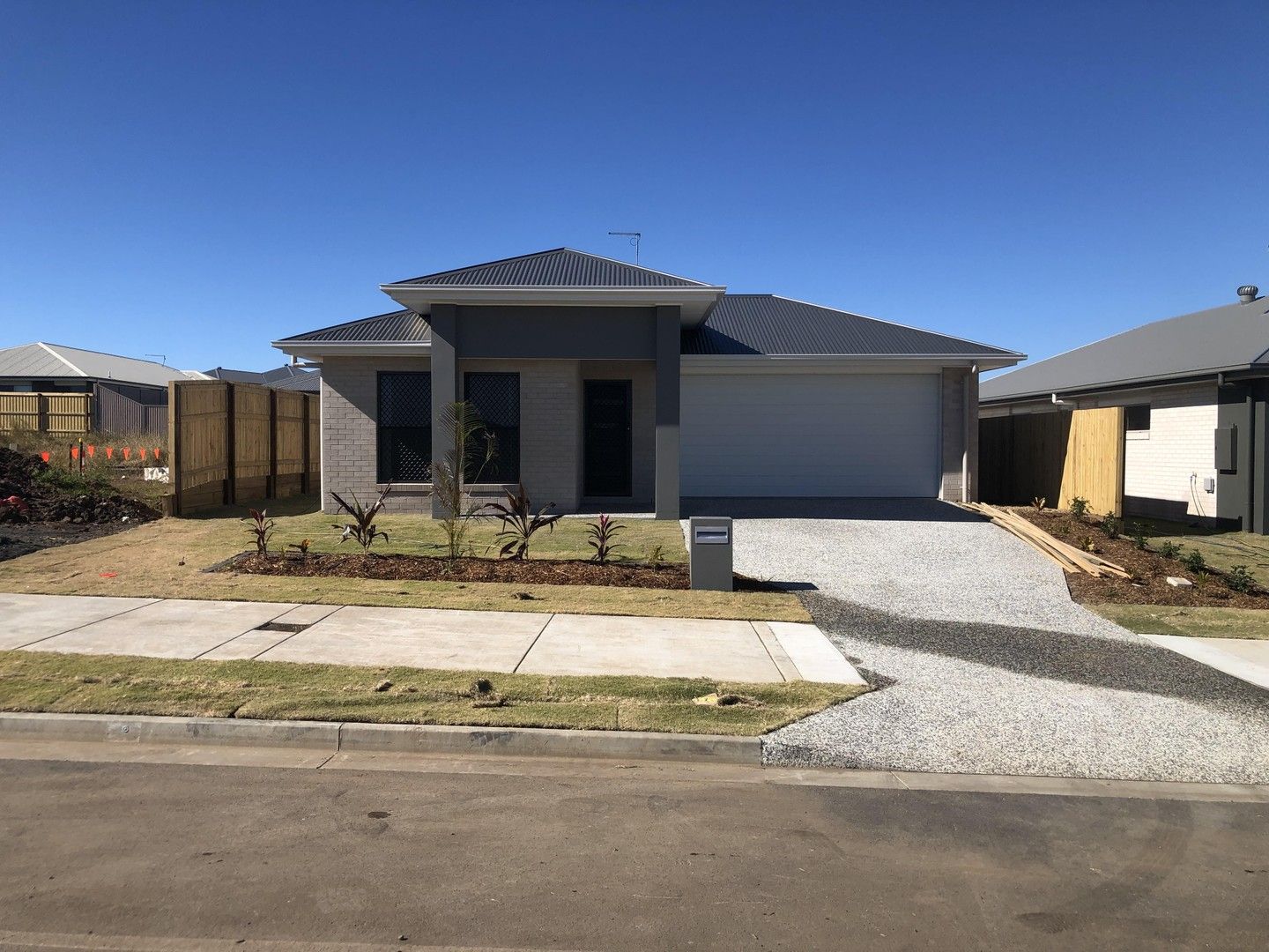 59 Outlook Boulevard, Gleneagle QLD 4285 House For Rent 570 Domain