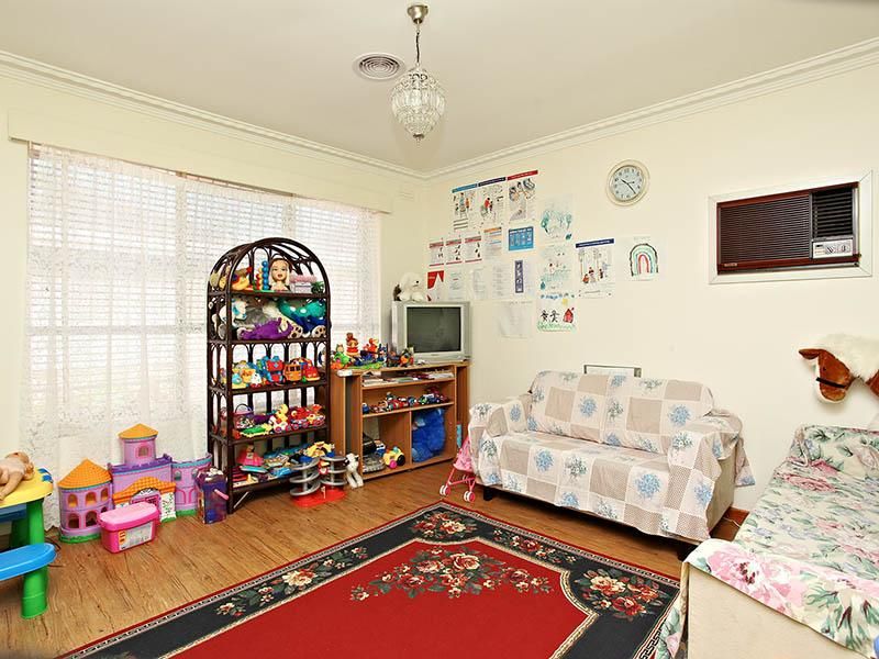 8/46 Edgar Street, KINGSVILLE VIC 3012, Image 2