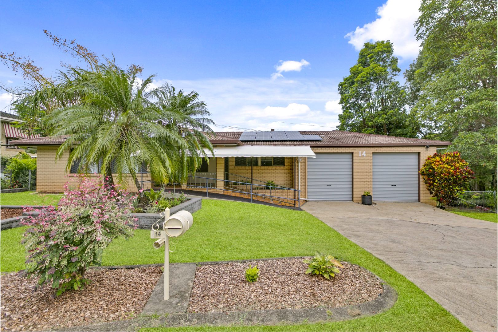 14 Spring Myrtle Avenue, Nambour QLD 4560