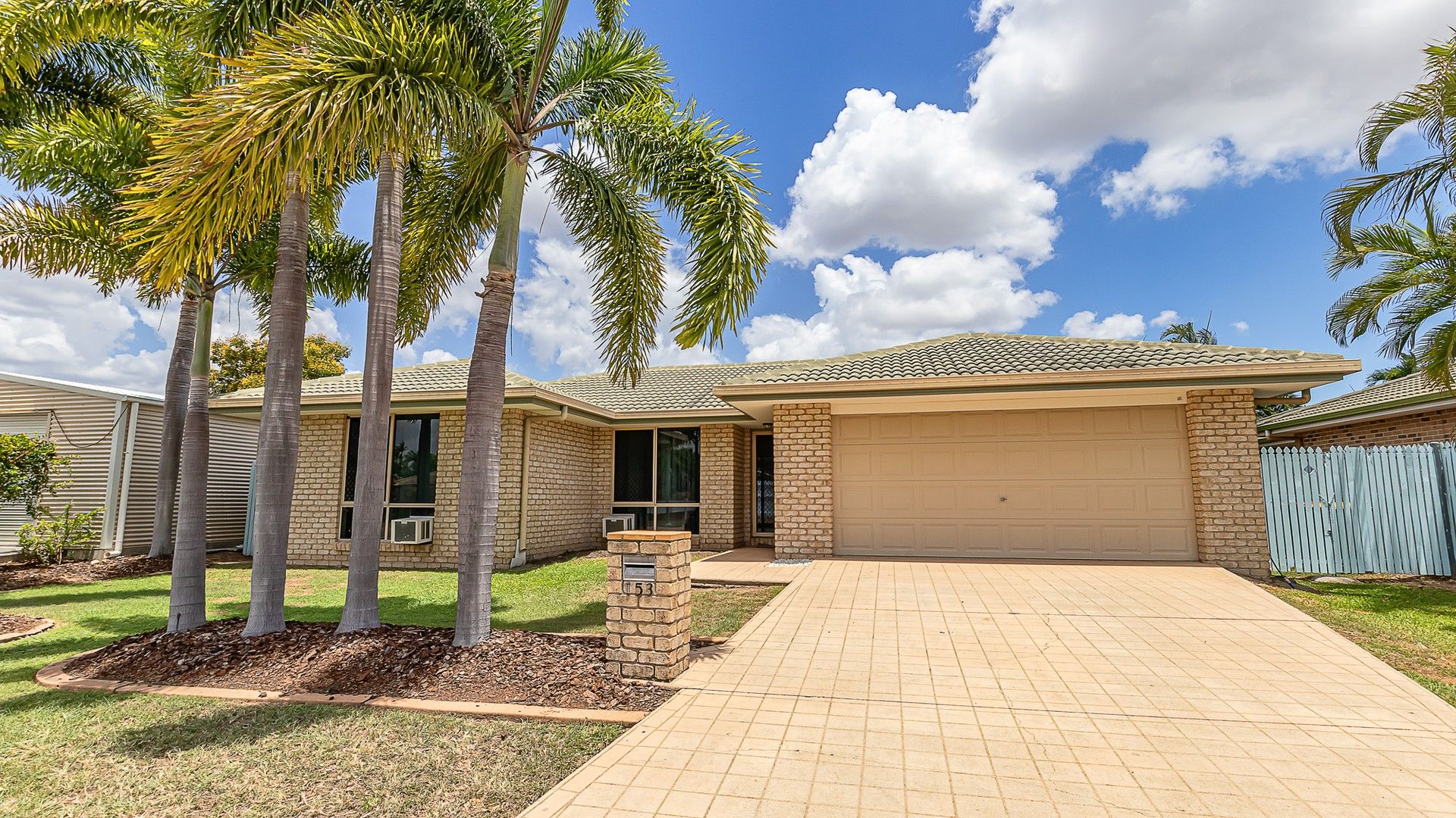 4 bedrooms House in 153 Greenwood Drive KIRWAN QLD, 4817