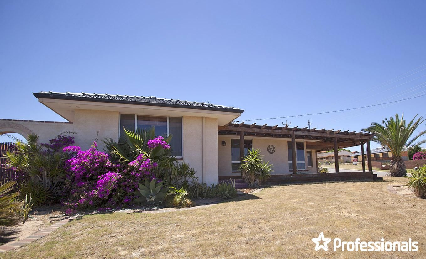 4 bedrooms House in 7 Gilmore Street MOUNT TARCOOLA WA, 6530