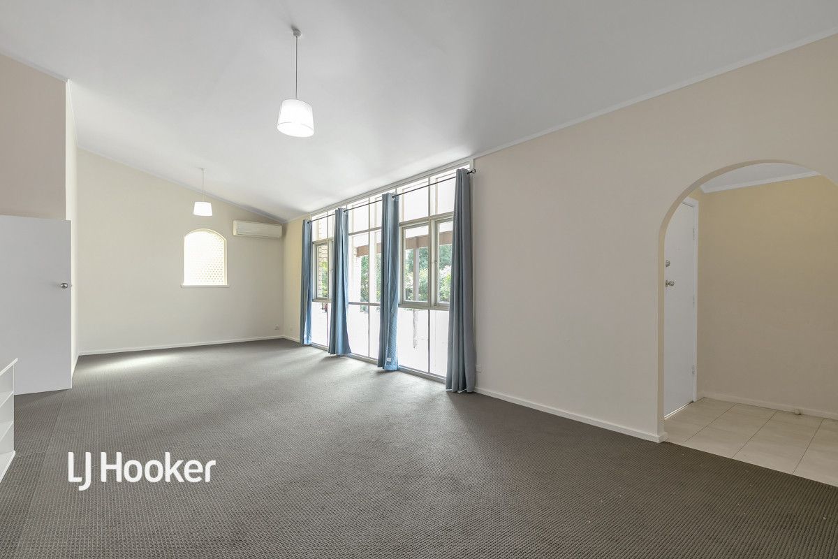 13 De Sassenay Crescent, Modbury Heights SA 5092, Image 1