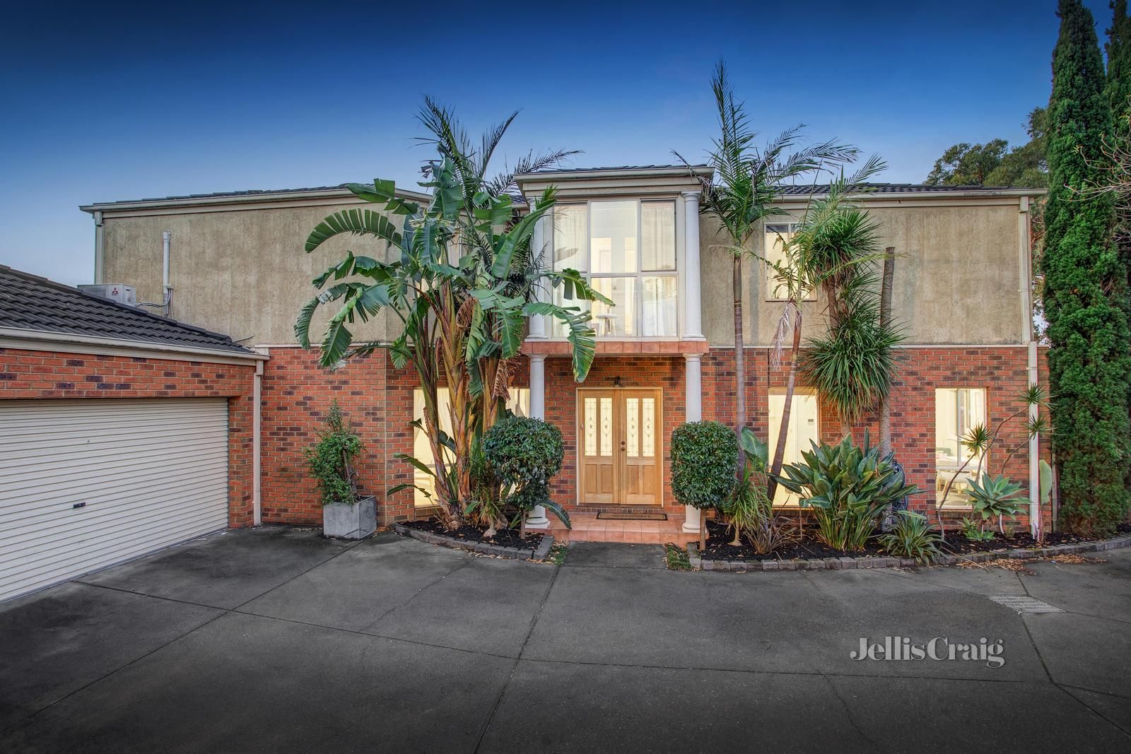 3 bedrooms Townhouse in 2/19 Church Street BAYSWATER VIC, 3153