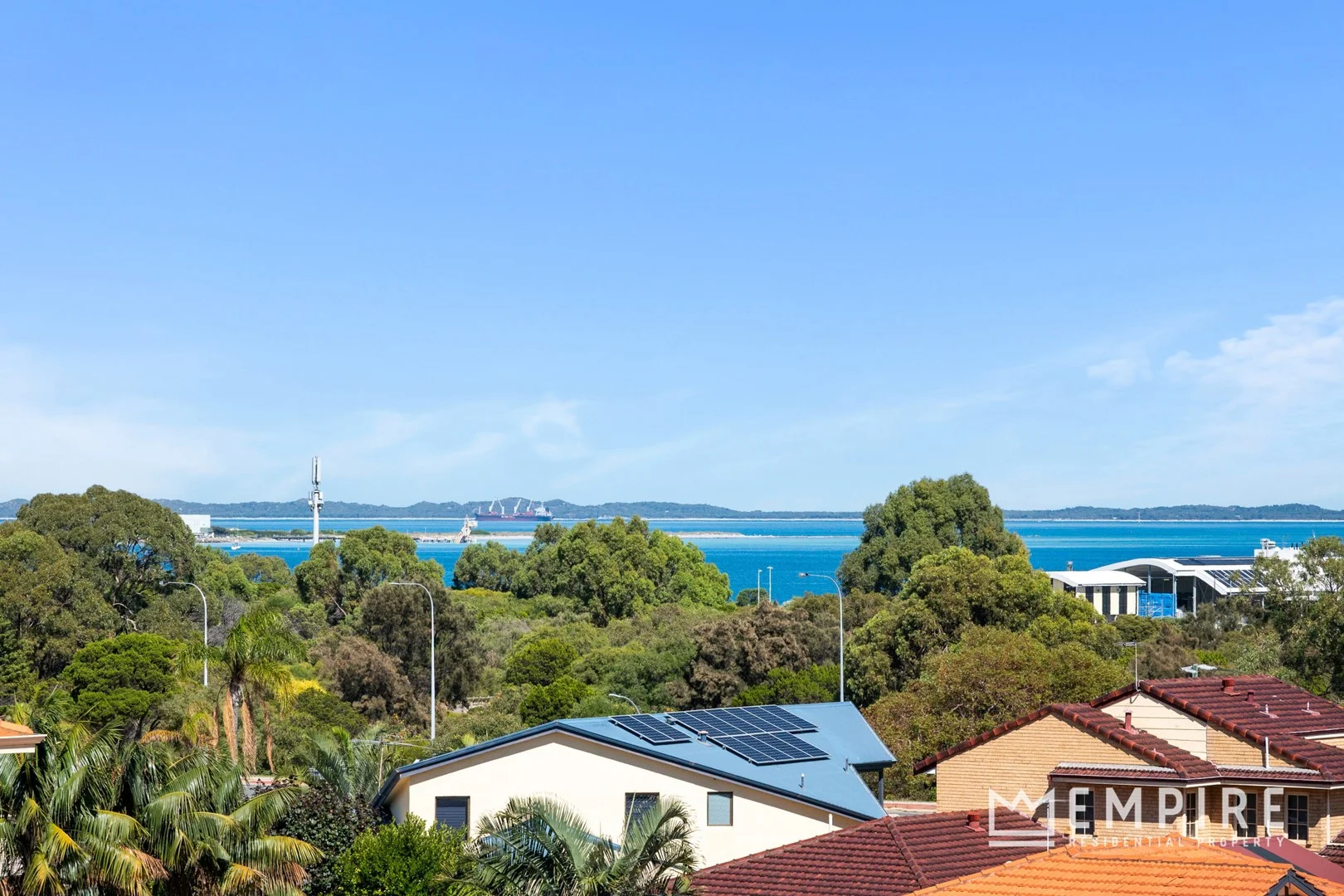 23 Arlington Loop, Coogee WA 6166
