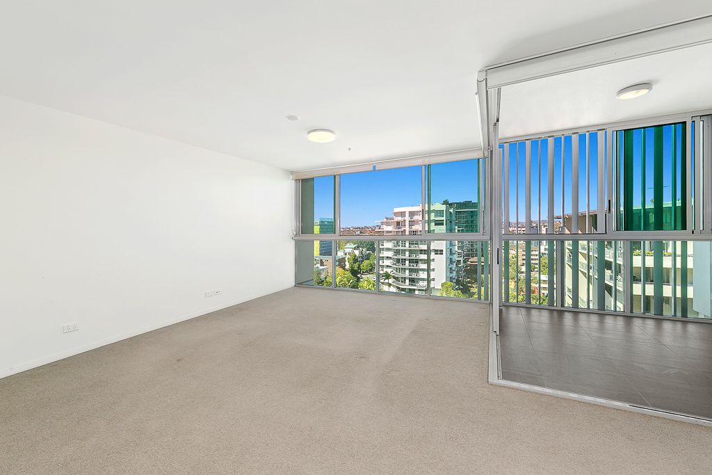 801/18 Thorn Street, Kangaroo Point QLD 4169, Image 2