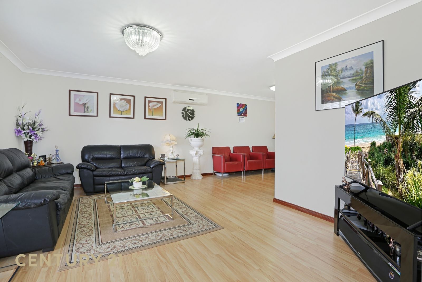 10 Pyrite Place, Eagle Vale NSW 2558, Image 1