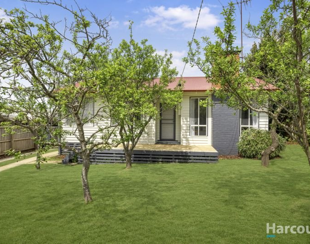 90 Mcneilly Road, Drouin VIC 3818