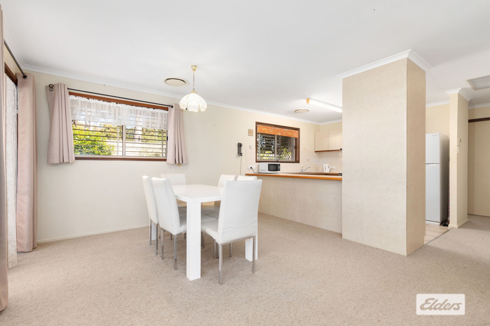 8/230 Torquay Terrace, Torquay QLD 4655, Image 1