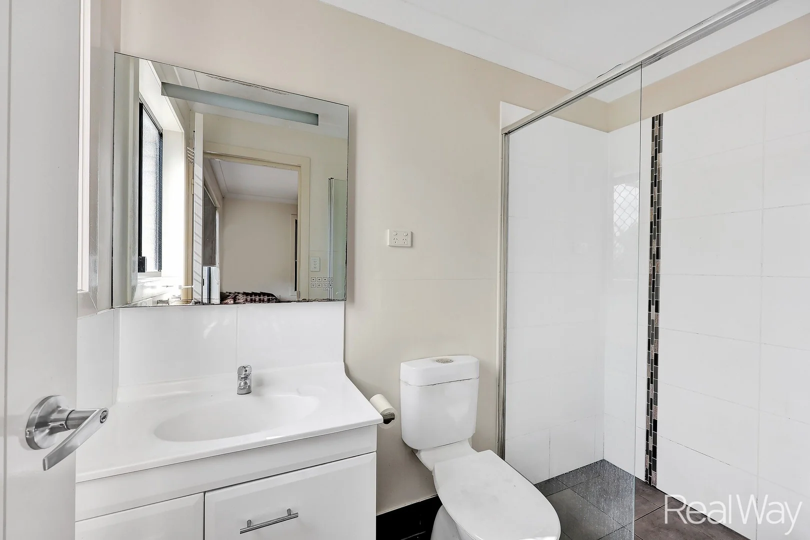 Additional image 9 of 1/4 William Street, Gin Gin QLD 4671