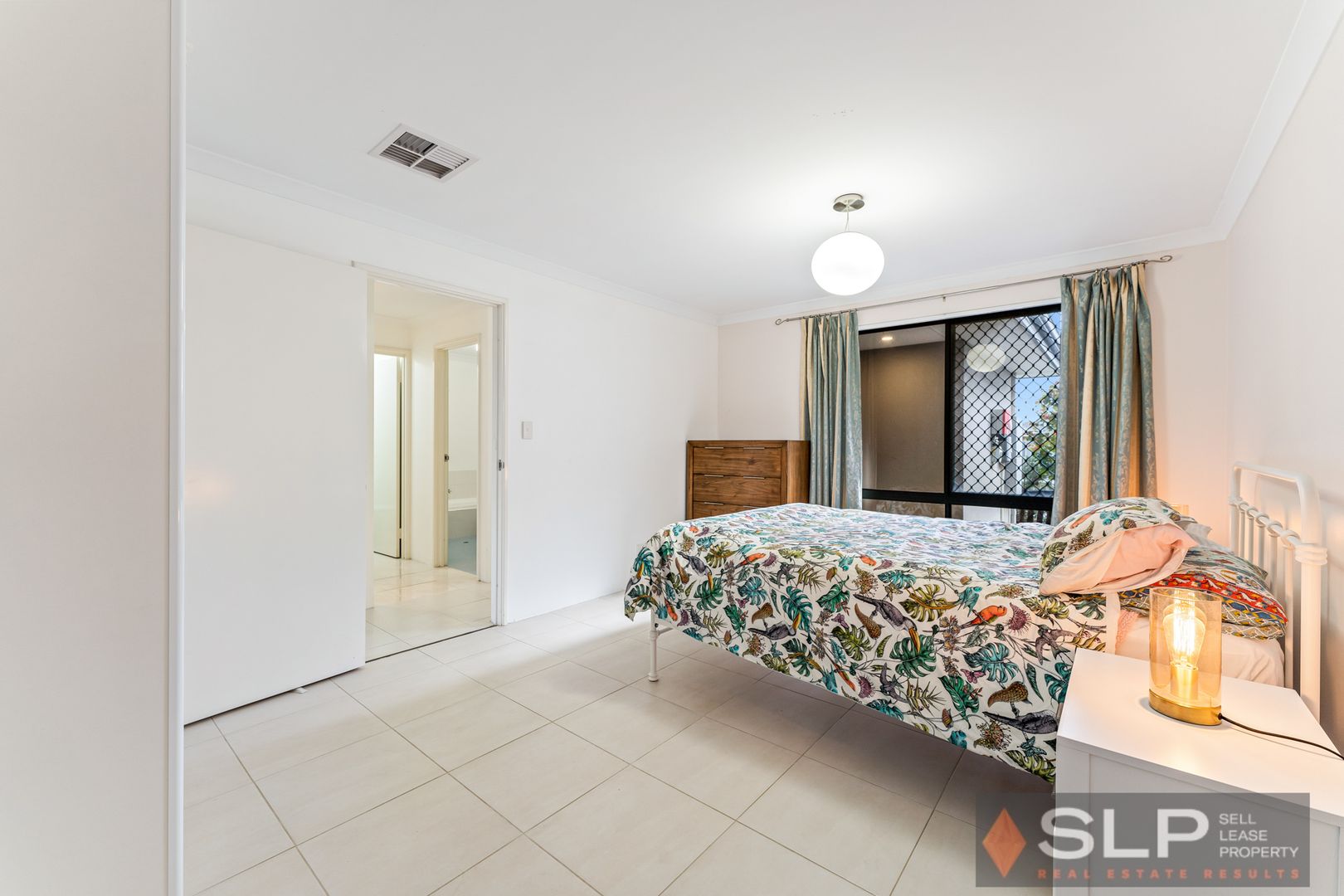 21 Sessilis Road, Banksia Grove WA 6031, Image 2