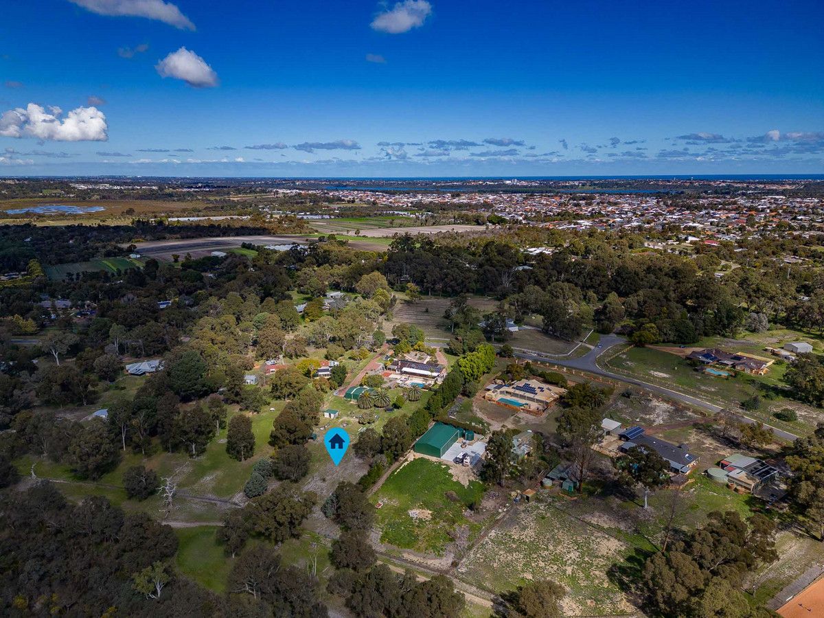 65 Lee-Steere Drive, Mariginiup WA 6078, Image 2