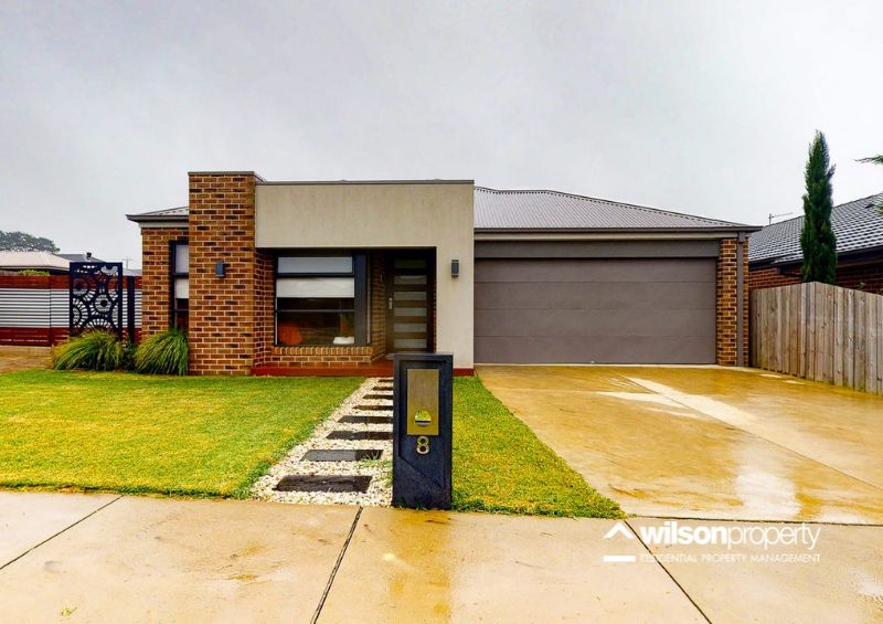 3 bedrooms House in 8 Mary Claire Street TRARALGON VIC, 3844