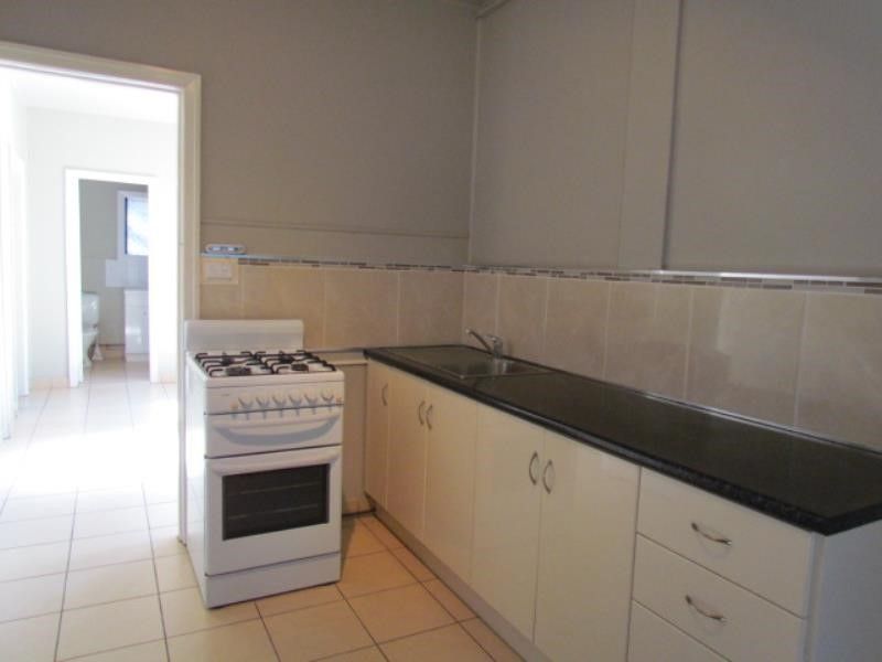 1 bedrooms Apartment / Unit / Flat in 2/32 Marsh Street EAST MACKAY QLD, 4740