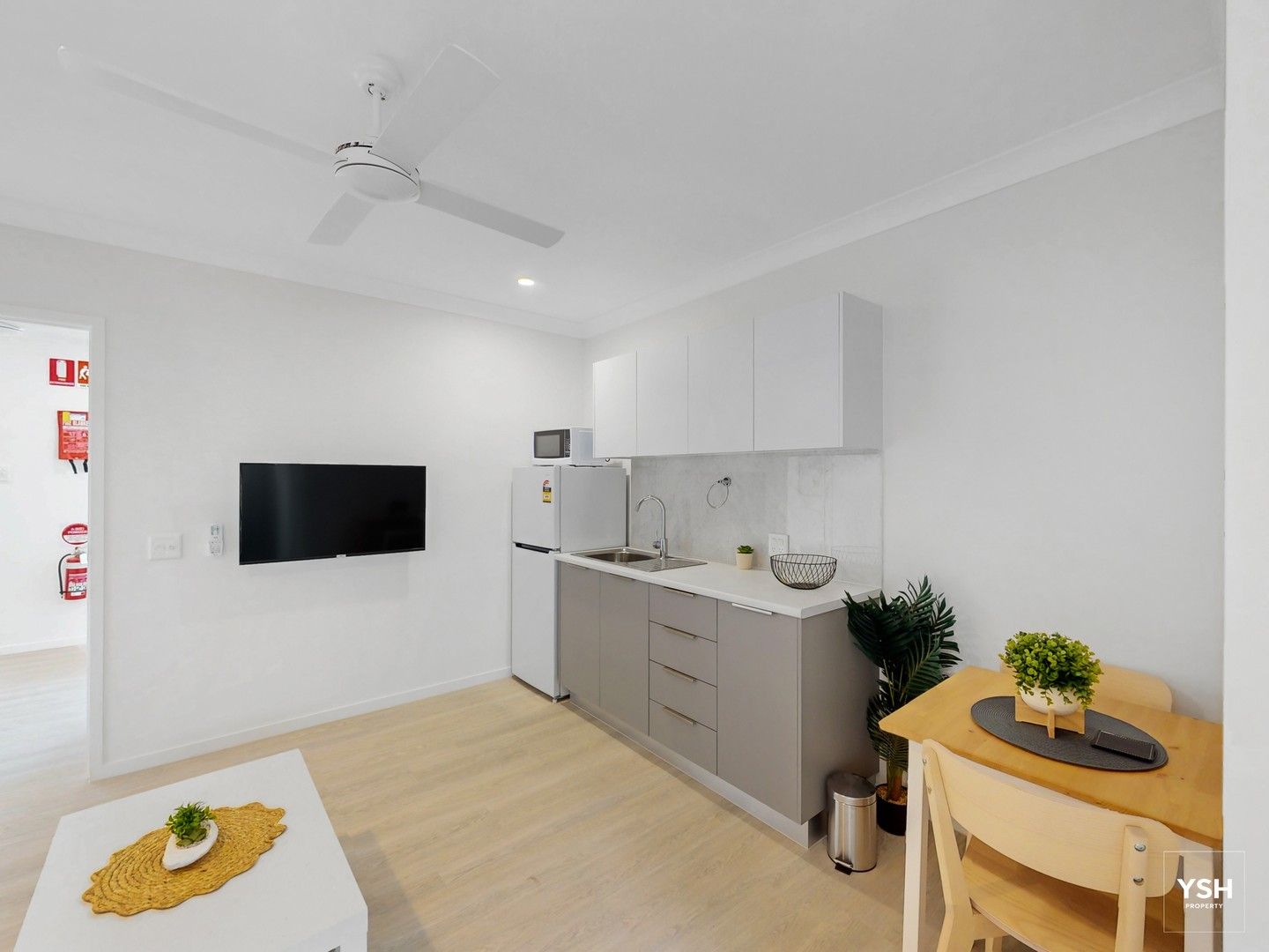 1 bedrooms Apartment / Unit / Flat in 14 Allen St WYNNUM QLD, 4178