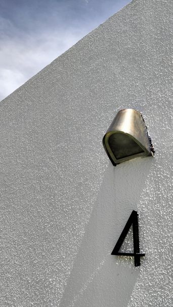 4 bedrooms House in 4 Oronsay Avenue CALOUNDRA QLD, 4551