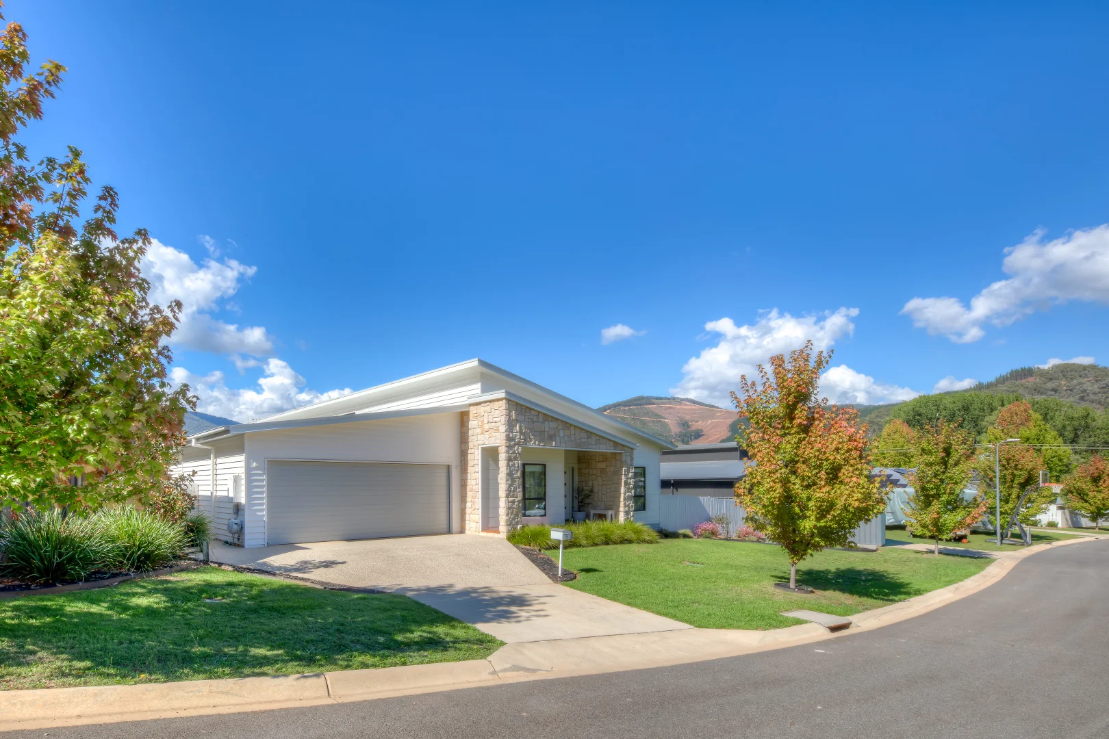 Additional image 21 of 6 Sundown Crescent, Bright VIC 3741